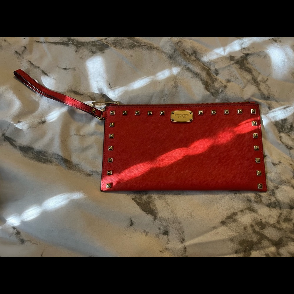 Wristlet